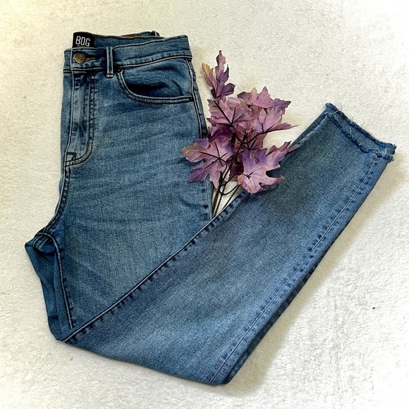 BDG by Urban Outfitters Twig Super High-Rise Skinny Jeans - Size 30 - Picture 1 of 13